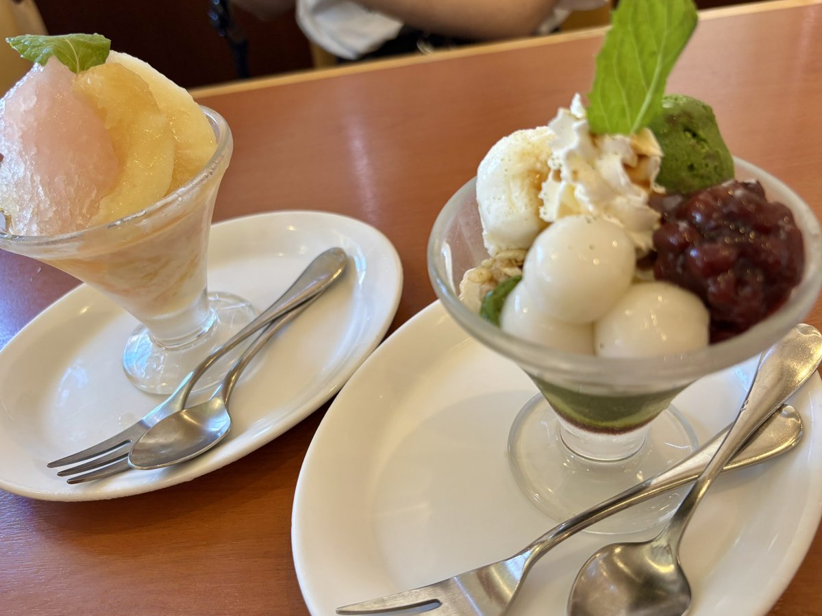 qazu_hoby's tweet photo. “部活”前のデニーズで時間調整 https://t.co/UJbLXupvkx