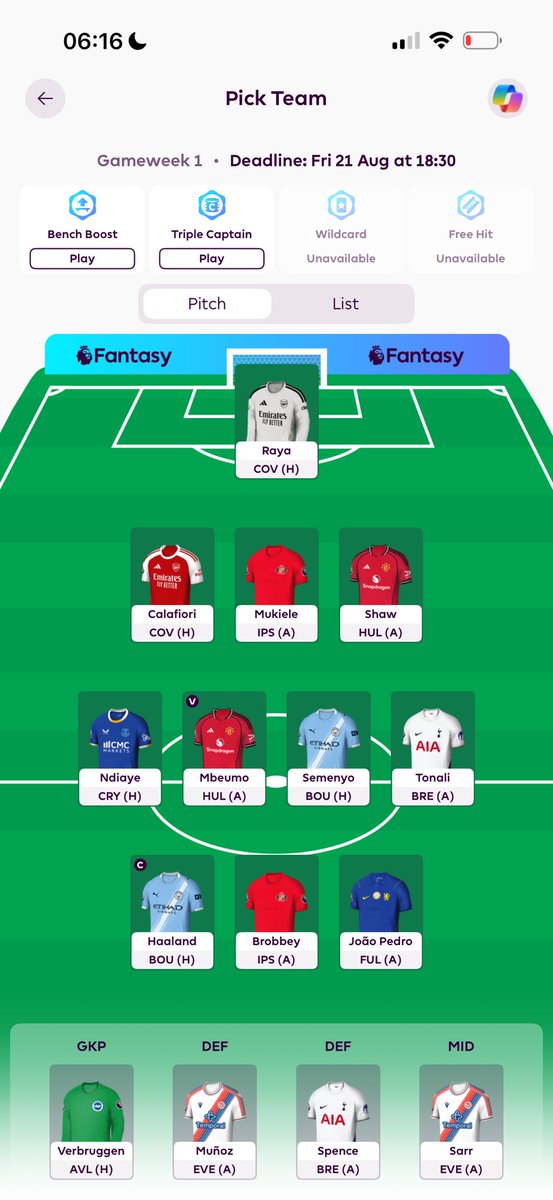 mcfccj's tweet photo. Draft no.7 | 13 days until GW 1 

If you only have one, of either Haaland or Fernandes, the upside for at least 2/3 players is massive.. 

Been looking into the first 4/5 fixtures and the need for rotation and saving those FT. 

This is probably my favourite draft  

#FPL https://t.co/Qc8HWtY27k