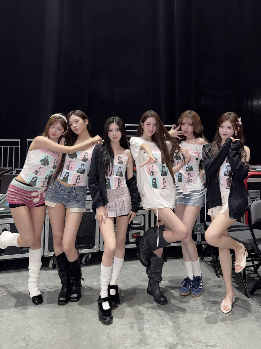 IVEstarship's tweet photo. [📸]
IVE WORLD TOUR
<SHOW WHAT I AM>
in SEATTLE 🖤

So many smiles, all because of DIVE 🥰

#IVE #아이브 
#SHOW_WHAT_I_AM https://t.co/pmor29mOQA