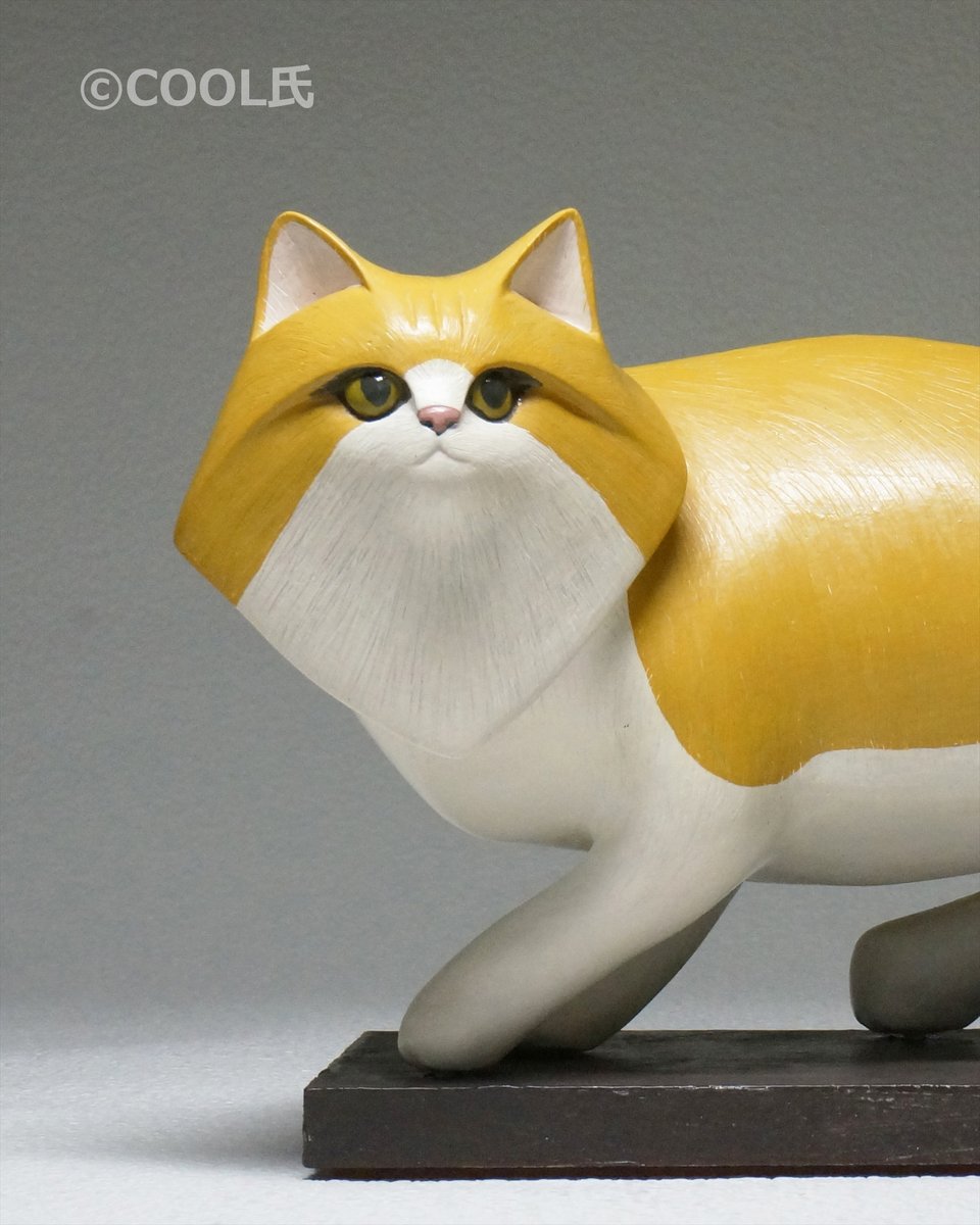 COOL90604977's tweet photo. 8月8日は #世界猫の日 ですね。
私の猫作品の「長毛猫」です。
小さめの長毛猫のオブジェと三匹の長毛猫です。 https://t.co/a0emMyTBit