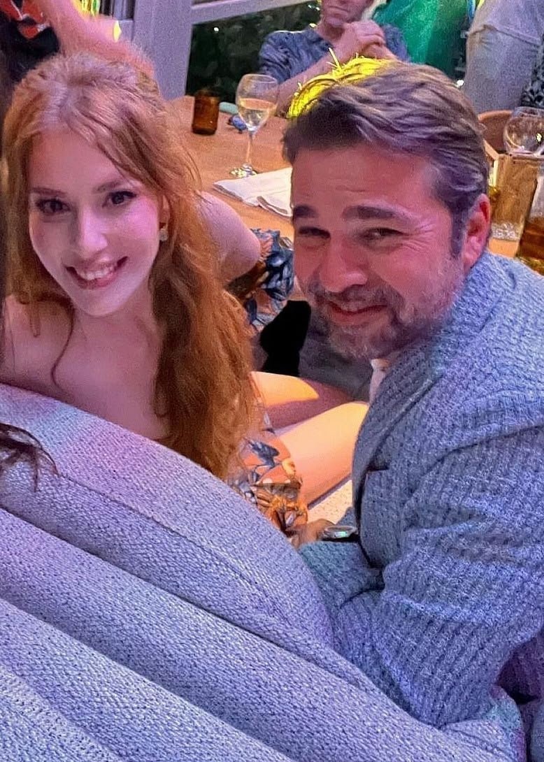 jvlahov1's tweet photo. #ElçinSangu❤️👑
#EnginAltanDuzyatan
#copadam https://t.co/2EVSsFB1OD