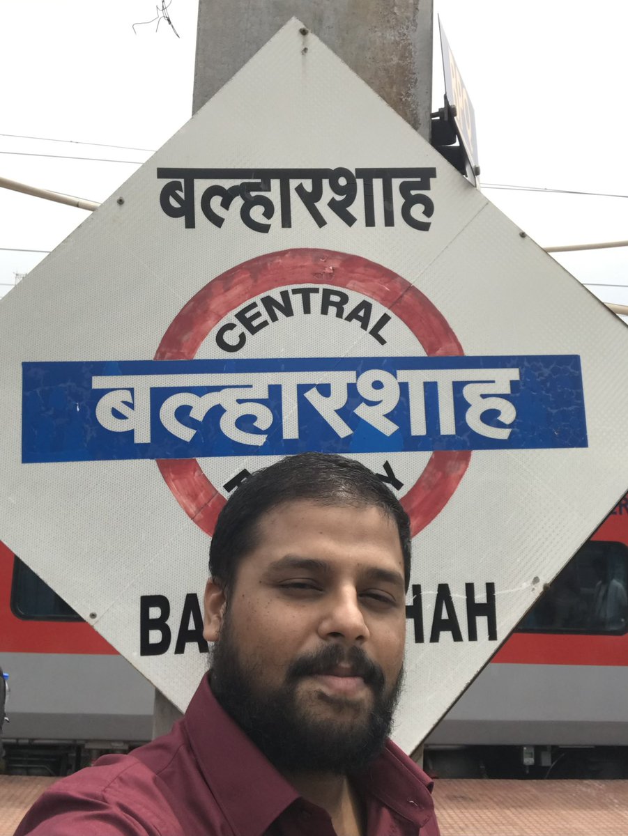 PantryCar's tweet photo. 2016 and 2026 😊
At my fav station!
#Maharashtra #IRFCA #IndianRailways #Ballarpur https://t.co/7tYjDLzXLZ