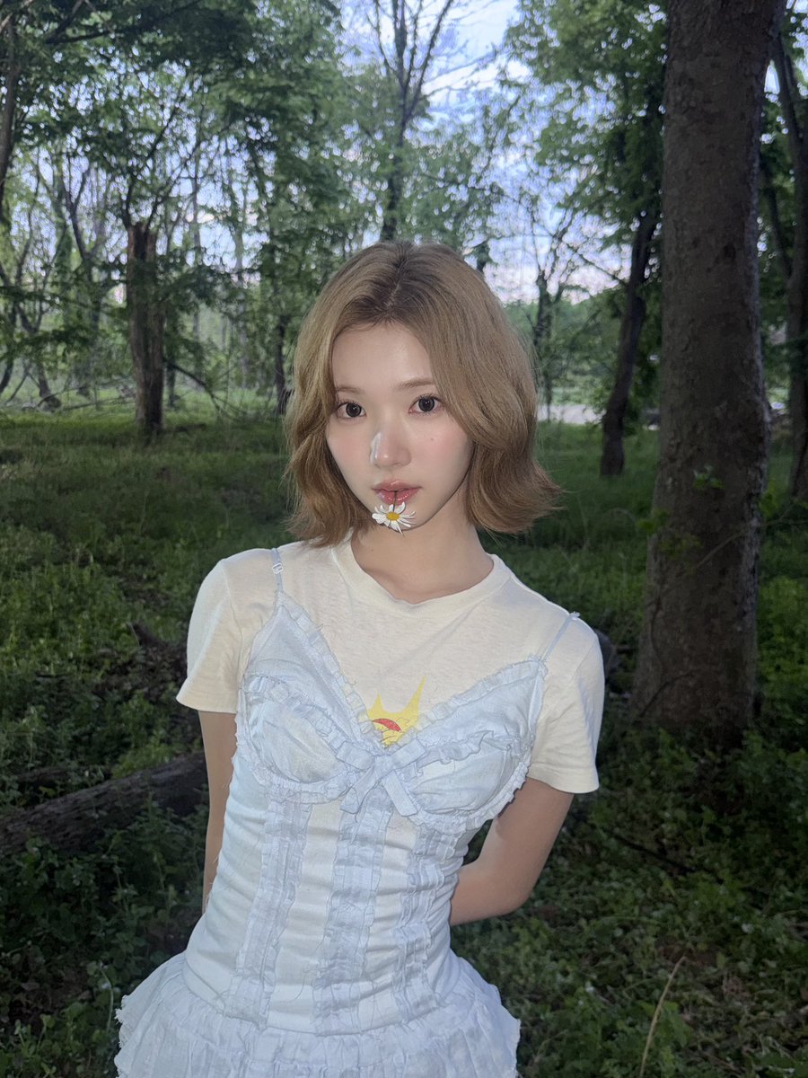 H2H_NEWS's tweet photo. 260808 JIWOO WEVERSE POST

“🩵🌼🪽💭”

#Hearts2Hearts #하츠투하츠 #H2H
@Hearts2Hearts https://t.co/3LQVwUhif4
