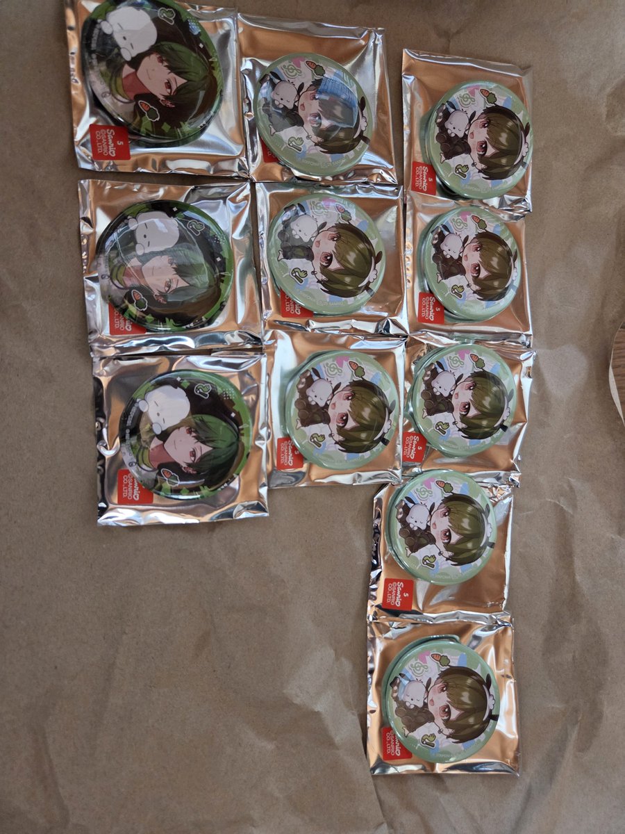 Shiothya's tweet photo. サンリオコラボグッズ買取

グッズ整理のためお譲り先を探しています。

譲）画像のお品物

求）定価＋送料
(手数料がかかる場合そちらも＋させていただきます。(例︰メルカリなど))

郵送でのお取引希望です。

お気軽にお声掛けください。
 #シクフォニグッズ買取 
 #シクフォニグッズ譲渡 https://t.co/RpkXqZyK8t