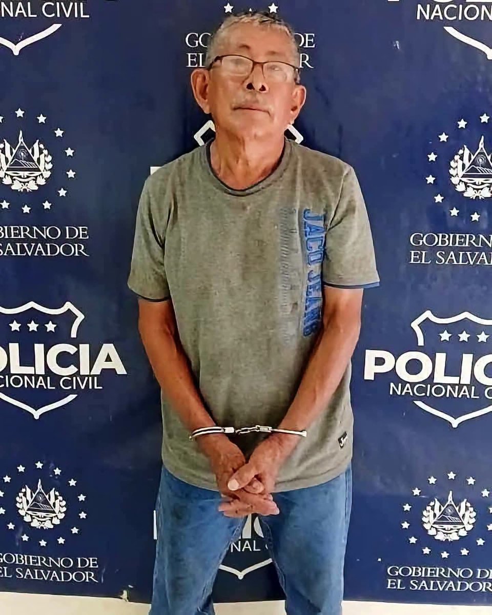 cacoaguilar's tweet photo. Estos son perversos 
Unos desgraciados 

Los mismos de siempre no son nada

Y que te impide votar como vos querés??? https://t.co/pnPVHPjGfQ