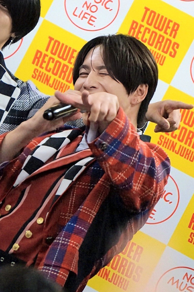 K___a0327's tweet photo. 2026.07.30 タワレコ新宿🎤

 #二ノ宮一馬 (@kzmaru215 )
 #石塚利彦 (@ishichan616 )
 #甘党男子 

ナイスキャンディー🍬
ナイスシュー⚽(？) https://t.co/wVbQxtil0g