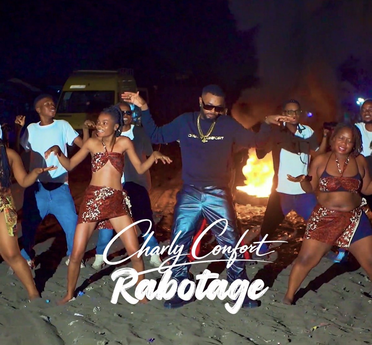 charlyconfort01's tweet photo. Bientôt disponible clip rabotage 🔥🔥🔥 https://t.co/WlLpPQIewr