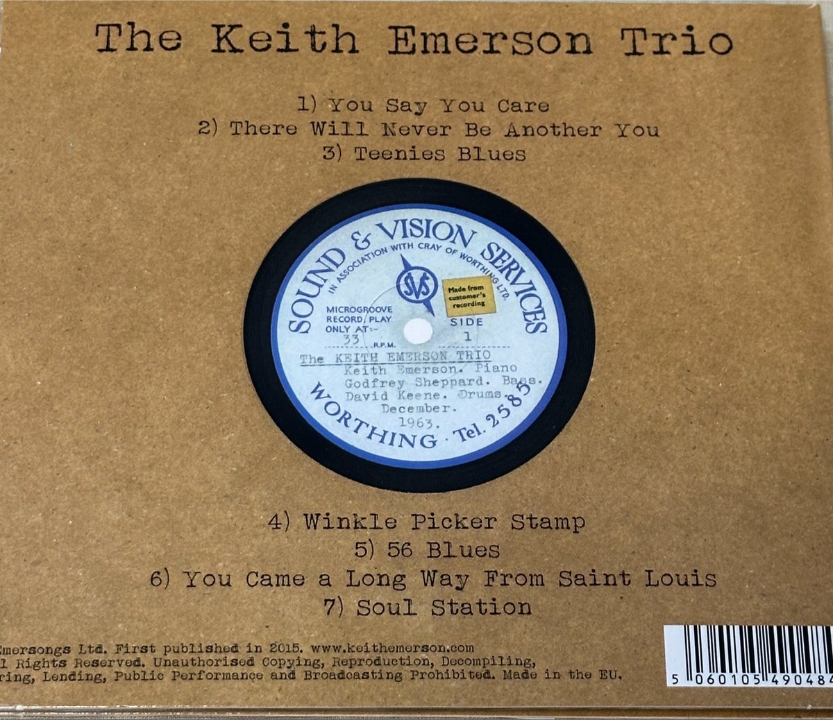 layla_274's tweet photo. #うちの棚にあるCDを再生しながら順に晒してみる
No.104

#TheKeithEmersonTrio  #キースエマーソントリオ
#SelfTitled  
 
キースの活動初期に作られたジャズアルバム。当初はアセテート盤の自主制作だった模様。

1963年制作
2015年発売
日本盤 https://t.co/nlrwngkgC4