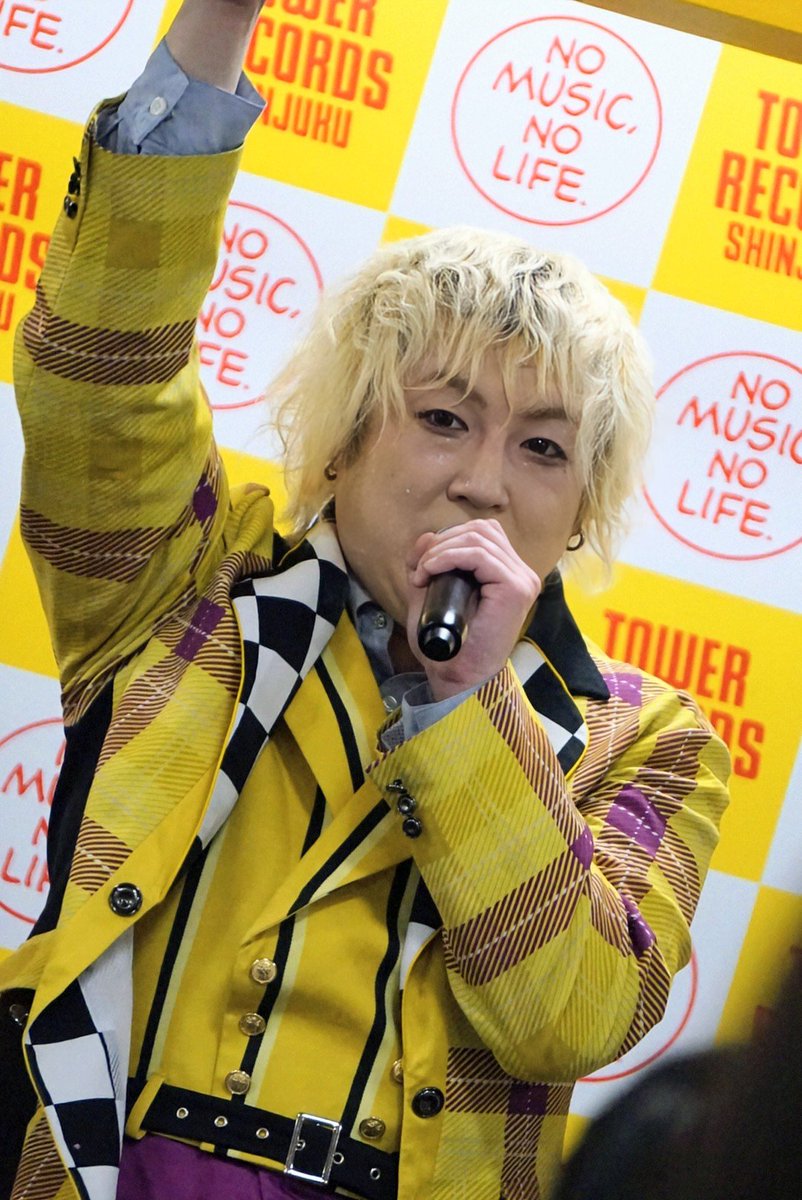 K___a0327's tweet photo. 2026.07.30 タワレコ新宿🎤

 #神久保翔也 (@jinkubon )
 #三上義貴 (@Yoshiking_1116 )
 #甘党男子 

岩手からやってきました🐟³₃³₃
100㌔アイドル🍨 https://t.co/o17flZvZDG