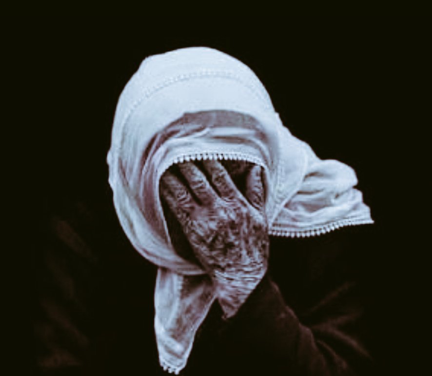 MuratSario48893's tweet photo. Öyle uzun zaman oldu ki onları ifade edecek cümle kalmadı. Yıllardır mücadele eden #Cumartesi Anneleri
#DayikênŞemiyêHefteya1115
#CumartesiAnneleri1115Hafta https://t.co/SwRTGRWixI