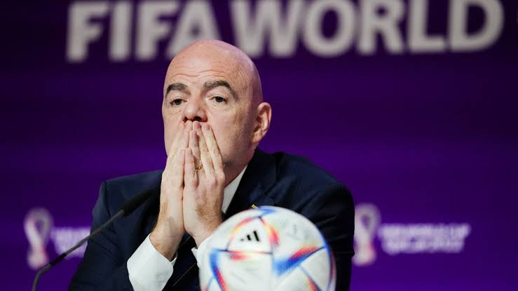 MarioNawfal's tweet photo. FIFA boss Gianni Infantino is denying claims that UEFA paid off an alleged lover while he ran the organisation.

A Telegraph report says European football’s governing body handed a 6-figure sum to a woman said to have been in a relationship with him during his time as general secretary.

UEFA confirmed the payment happened and matched the rules back then.

Infantino’s side calls the whole thing categorically untrue and says no one ever complained about his behaviour.

This drops right as he’s fighting to keep his job after the World Cup sell-off fiasco blew up in his face. Not looking good.

Source: BBC Sport / Writer: Lucas
