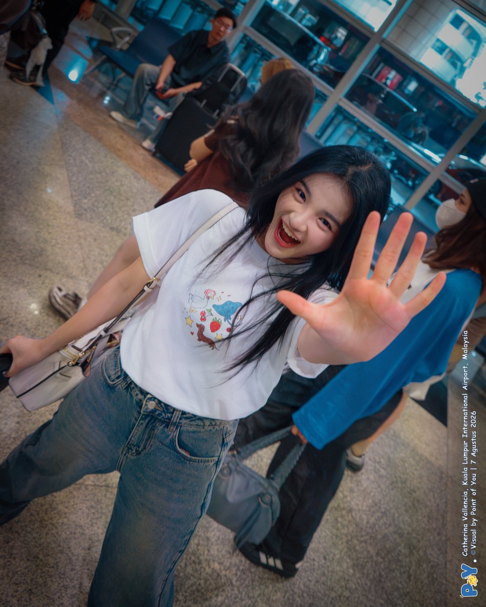 _pointofyou's tweet photo. Catherina “iseng” Vallencia

- @CErine_JKT48 

#PointofYou #CatherinaVallencia #ERINE https://t.co/Jk4fxJGfoB