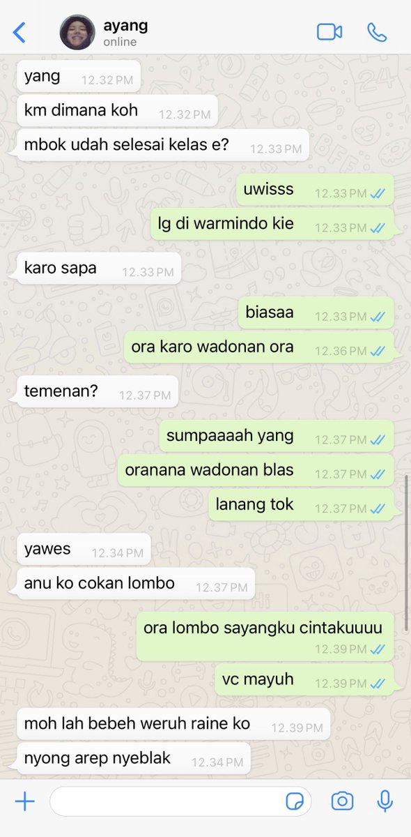 VI0LETALES's tweet photo. rulnyul average couple ngapak lah pokok e https://t.co/fQQRmZgjJq