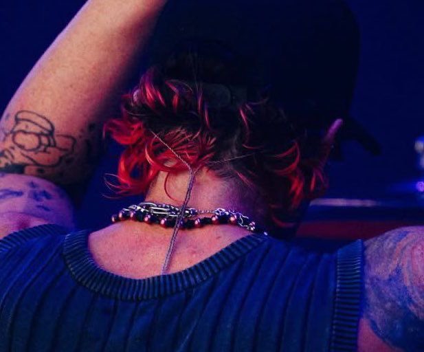 auttieanathema's tweet photo. woke up really missing joshs red hair 
come back the kids need you https://t.co/nHuTrUp1f7