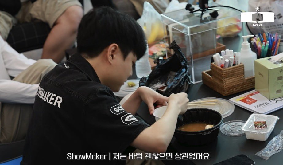 goguma_dori_'s tweet photo. 하................. 개딮기 네컷만화 ㅅㅂ https://t.co/dRtWw5xBta