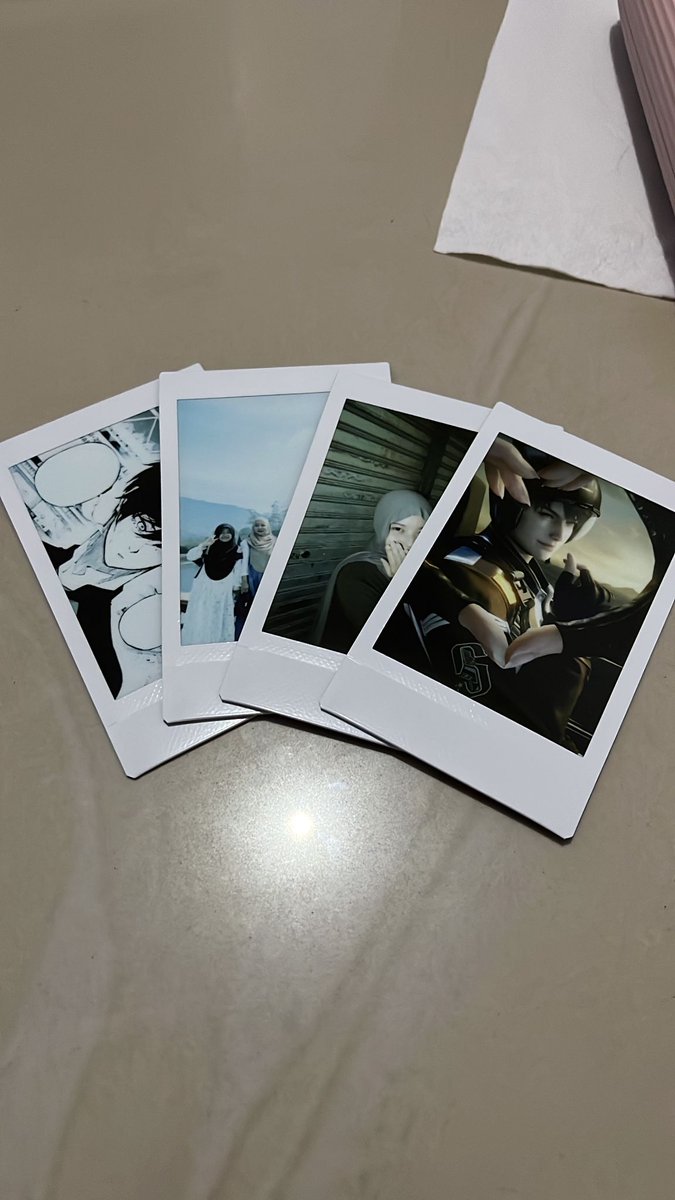 draftanakunpad5's tweet photo. Bagi yang mau foto polaroid atau cetak foto pola di depan rektoratt HARI INI PROMO 8.8 only 20K, 3/54K. 
wa 085117346927
let’s gooo guys🤩🤩
ada stiker set unpad only 10K jg loh🤩
dau! https://t.co/cf5jwN17Fl