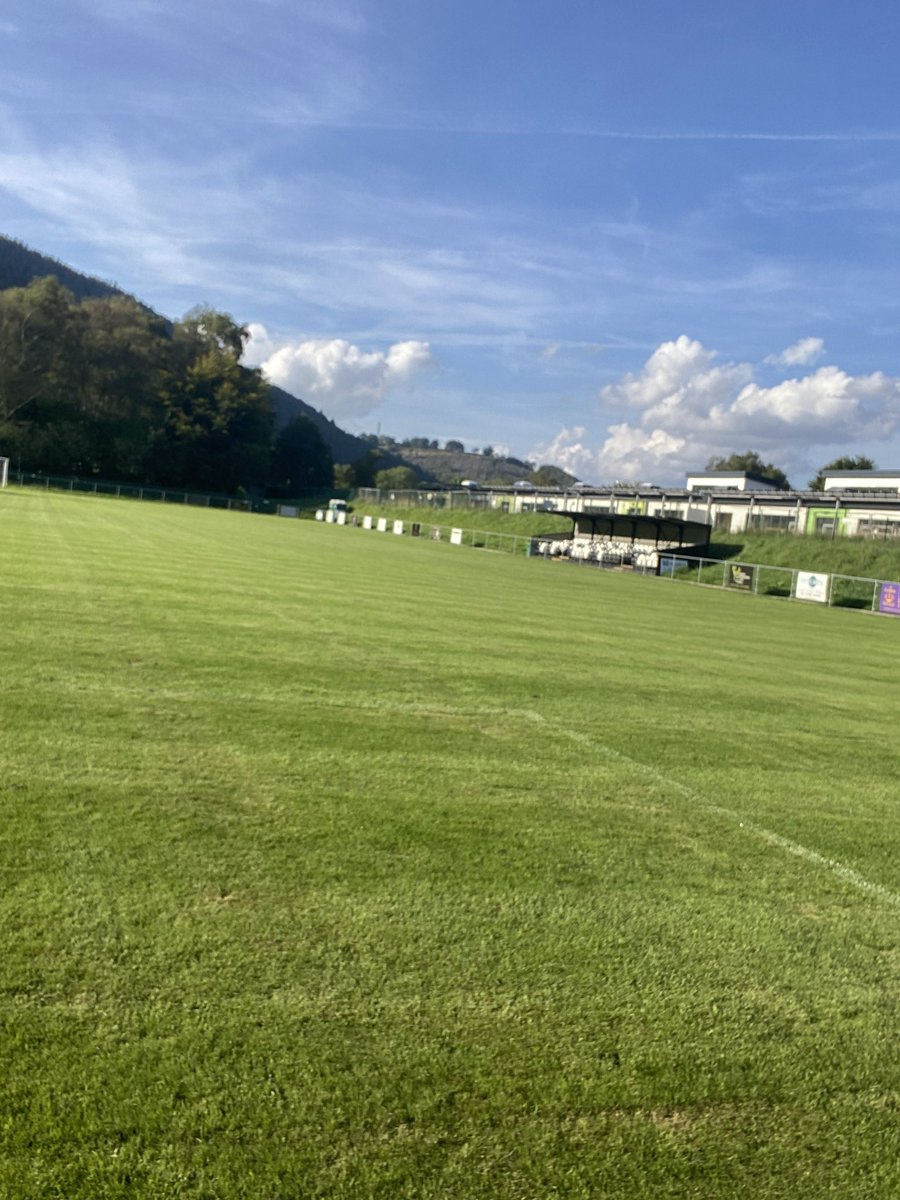 AbercarnUnited's tweet photo. ⚽️☀️⚫️⚪️

𝗠𝗮𝘁𝗰𝗵𝗱𝗮𝘆

Ardal SE
1st Team vs @UndyAFC 
Abercarn Welfare, NP11 5AR
2:30pm Ko

Join us as we cheer on the lads and raise funds for Teddy

An incredible £125k + so far 👏🏼 
Lets do our bit today!

Donation link👇 
https://t.co/6ZpgQo8tTx

Details for today 👇 https://t.co/QMEWdtjZ9S