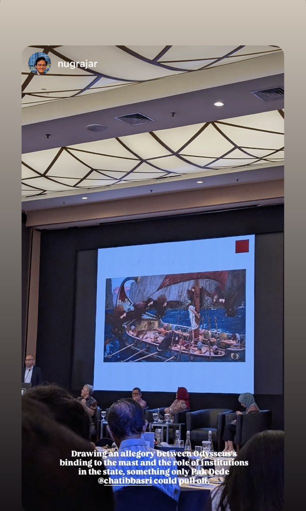 ChatibBasri's tweet photo. Presentasi saya di acara ILUNI FEUI mengenai pentingnya institusi. Cerita Odysseus yang mengikat diri di tiang kapal untuk menahan diri dari godaan Sirene.

Institusi adalah tali yang mengikat kita pada tiang kapal: ikatan yang dipasang sebuah bangsa pada dirinya sendiri ketika akalnya masih jernih, karena ia tahu suatu hari kejernihan itu bisa memudar. Ketika itulah Sirene mulai bernyanyi: mencetak uang untuk membiayai pemborosan, melonggarkan pagar demi hasil yang segera. 

Odysseus mengikat dirinya karena ia tahu ia bukan malaikat. James Madison menulis, “If men were angels, no government would be necessary.” Institusi lahir bukan karena manusia selalu bijak, melainkan karena kita tahu suatu hari kita bisa khilaf atau sewenang-wenang.

Ringkasan hasil research nya lihat artikel saya di Kompas untuk edisi Kemerdekaan @hariankompas