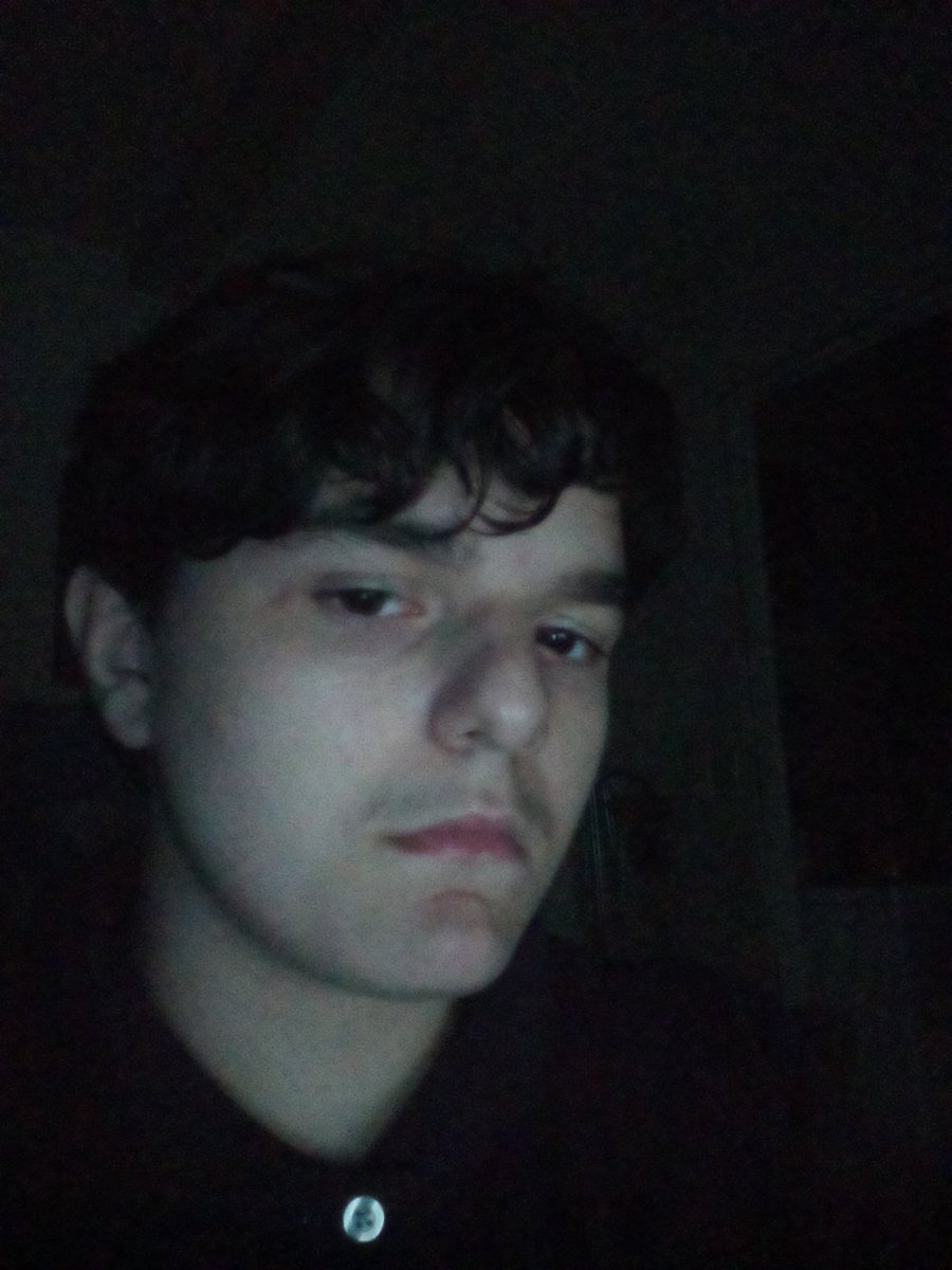 DirectMKyt's tweet photo. It feels great to be a demi player and a content creator https://t.co/E228rdCo3Y