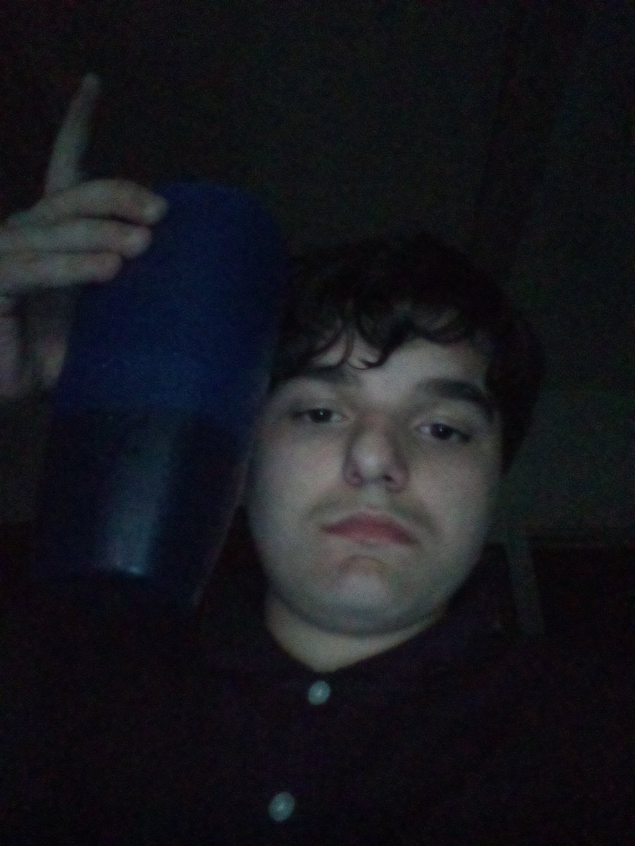 DirectMKyt's tweet photo. It feels great to be a demi player and a content creator https://t.co/E228rdCo3Y
