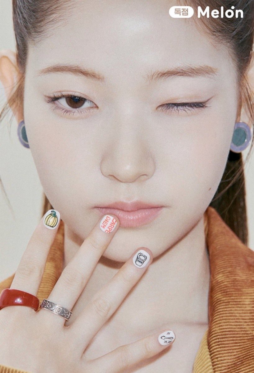 tuinnings's tweet photo. literal twins

#TUIDE #튜이드 #JIA #지아 #YOUNGSEO #영서 https://t.co/ksSU8oDIcZ