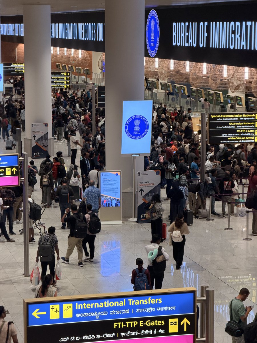 RaoSumukh's tweet photo. Returned from an international trip and the rush at immigration was crazy. @ShachiGambhir and I registered for FTI-TTP, so we could skip the lines and go through in 10 seconds. This needs to be marketed more. Why aren't more people using it? We were literally the only ones 🤷🏻 https://t.co/30mVKsbZ90