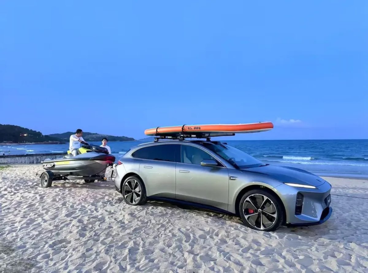 NIOSwitzerland's tweet photo. NIO ET5T https://t.co/ikURw5ovYA