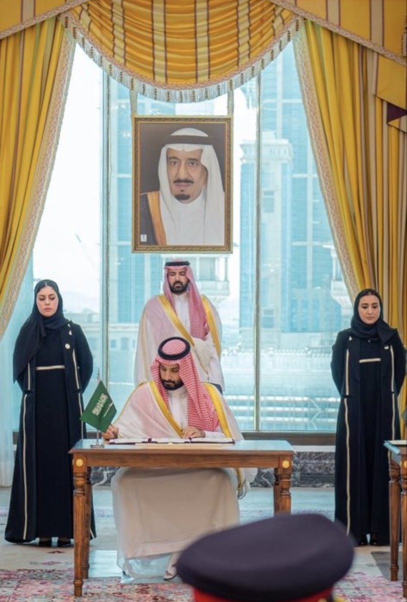 G20480812's tweet photo. هنا وطنٌ يصنع المجد برجاله ونسائه ..

#عز_وفخر 🇸🇦 https://t.co/cA0jXMgwMh