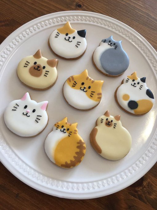 daily_dolce's tweet photo. Cat cookies <3 https://t.co/VRY7BGiBIY