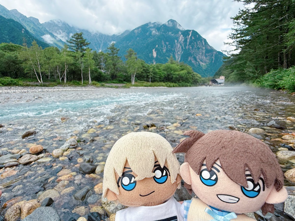 6910n's tweet photo. 努努每张照都是一个角度😂也算过山之日了⛰️🪻 https://t.co/9atX26sTjc