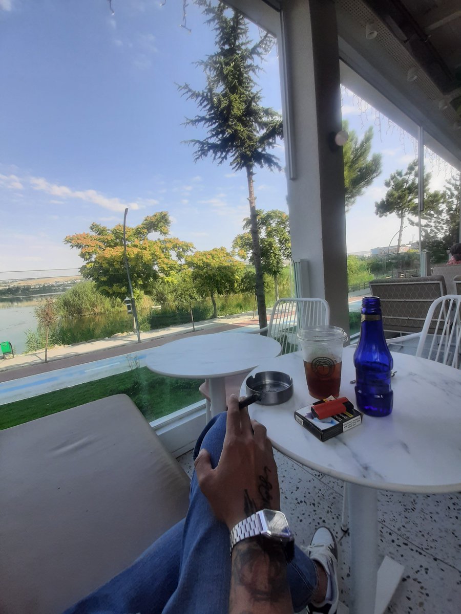 Ereninc3's tweet photo. Aq bi ayılabilirsem işime gücüme bakcam https://t.co/l9F6C1AaY9