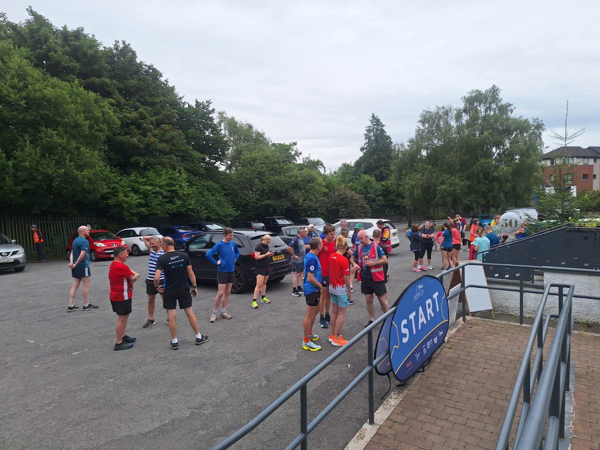 colinglenprkrun's tweet photo. Lovely to welcome first timers from Middlesbrough, Liverpool, Ormeau and various other parkruns this morning.

What a week to visit #Belfast ! 💃🏼 🎶 🕺 

#loveparkrun https://t.co/gDQsXBFhJM