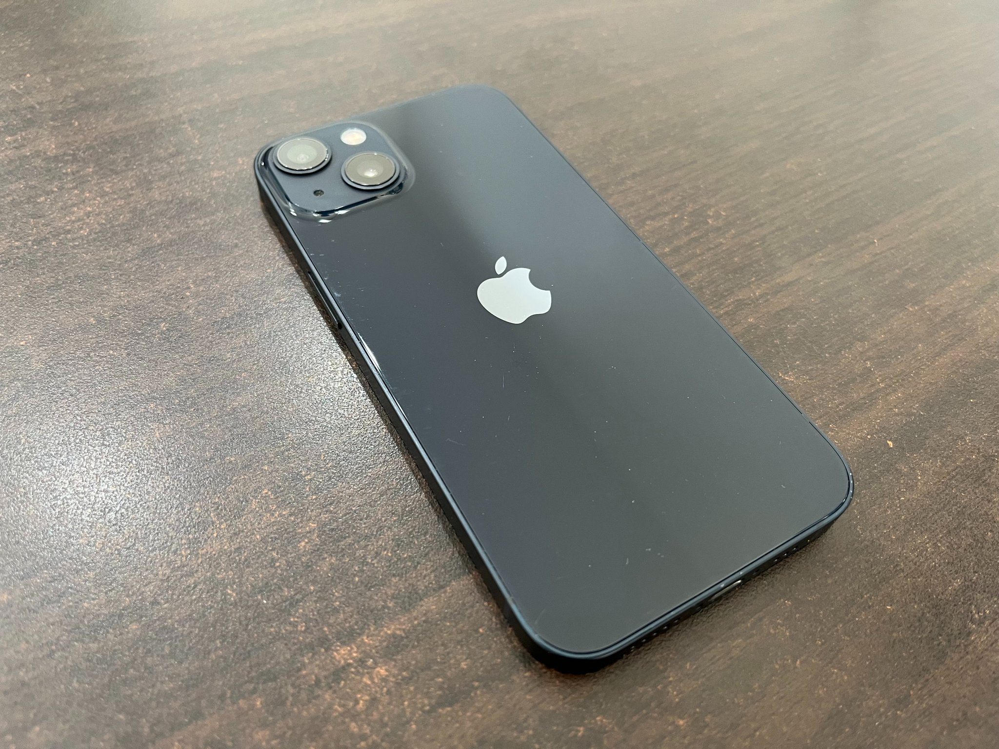 バイブ不良】iPhone 13 SIMフリー 256GB Midnight Apple iPhone 13