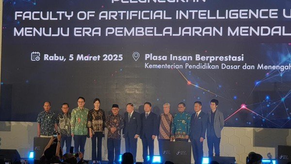 budimandjatmiko's tweet photo. @MIT Sebagai referensimu sbg anak muda, bisa pakai referensi ttg 7 kampus ini utk pilihan kuliahmu di #ZamanAI ini... https://t.co/sylGiDZxQo https://t.co/n788xQ5YN9