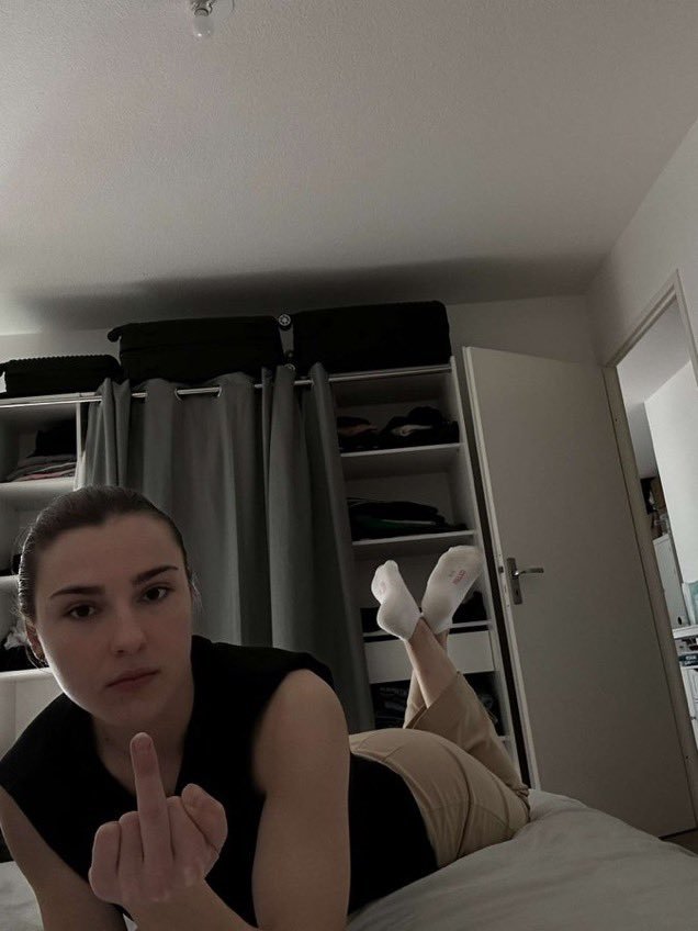 deeseemma31's tweet photo. Coucou findom 💸 https://t.co/cveur28Iye