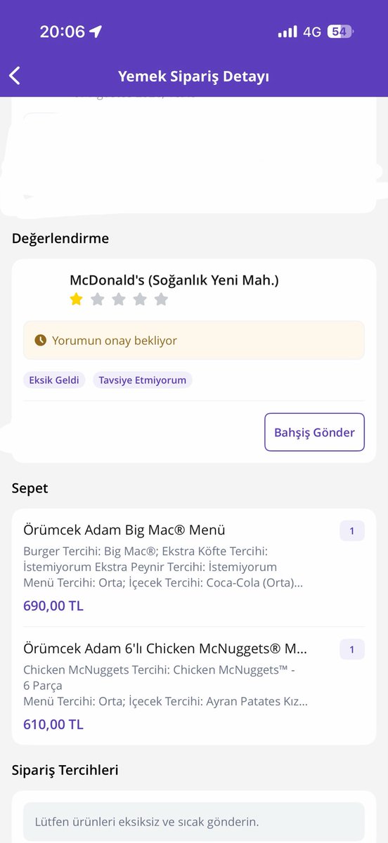 eda_goc's tweet photo. @McDonaldsTR Dün fotoğraftaki şubenizden örümcek adam menüsünden iki tane sipariş verdim. Fakat siparişimde figurler gelmedi. Normalde bu fiyatlarda olmayan menüleri sırf oyuncaklar için ekstra ücret vererek alıyoruz. Bunda da bir sıkıntı yok. https://t.co/wONXdpzt08