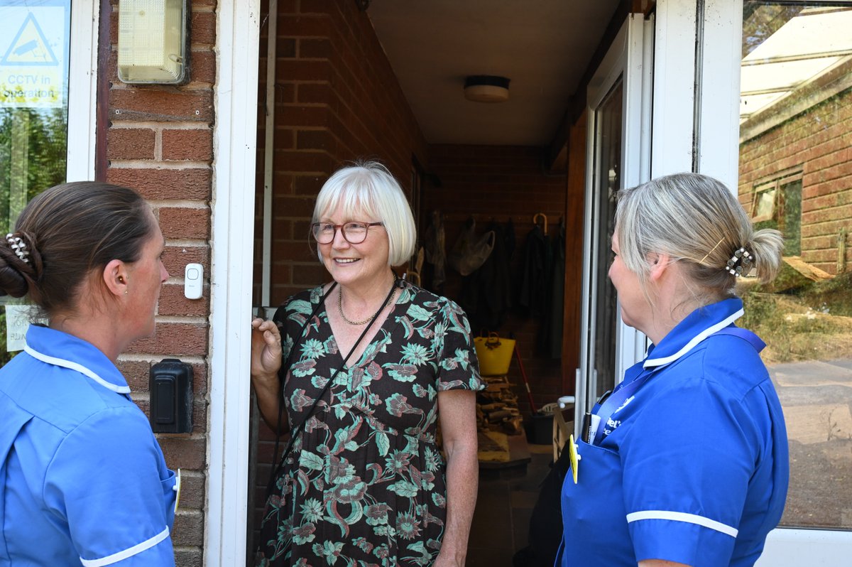StMichaelsHosp's tweet photo. 🚗💙 Your donation fuels more than a car. 

It helps our Hospice at Home nurses bring comfort, care and support to local families. For the next 63 hours, every donation is DOUBLED.

🛣️ £32 = 3 days of fuel
🚗 £154 = vehicle lease

Help keep care moving: https://t.co/zjEwlo4KfM https://t.co/dHojCD02YX