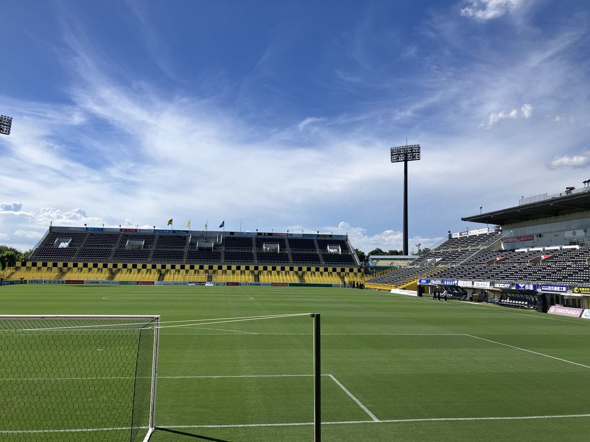 mito_blues's tweet photo. さぁ、26/27シーズン開幕です！
勝利を求めて選手をサポートしましょう！
泥臭く、勝利の為に最後の最後まで声と手拍子の後押しで勝利をもぎ取ろう。
第1節柏戦は19:00キックオフ！！ https://t.co/Kyd7wSuKfQ