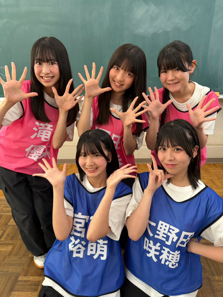nanafuru_'s tweet photo. 明日の #ナナチャム🌸☀️

1️⃣「ナナチャム無料ライブ」
🏫Akiba Stella Cube
🕓開場12:00/ 開演12:30
🎟️https://t.co/8uW6RAVg1e
※フライヤーの記載に誤りがございました。混乱を招いてしまい申し訳ございません。正しくは上記の時間になります。

2️⃣ 「神田明神アイドル納涼祭り -DAY2-」
🏫神田明神ホール
🎤16:20-16:40
🗣️17:00-18:00（C）
🎟️https://t.co/oYxFSbh48b

※両イベント共に小倉、沢柳、清水は欠席となります

無料チケットまだまだ受付中です💫
明日はナナチャムと1日楽しみましょう🌈
お待ちしています！

#ナナフル