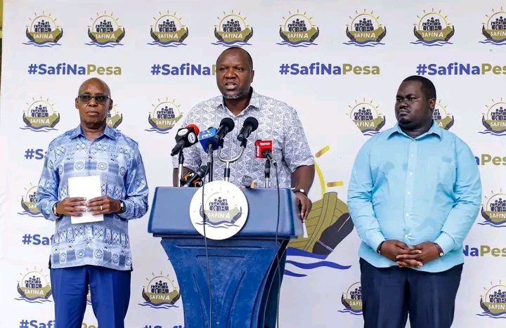 otienowill's tweet photo. When we tell Kenyans that Safina Party consistently puts Kenya’s interests first, there should be no doubt.

We have been at the forefront of defending the Constitution, including insisting that elections must be held in the fifth year, as provided by the Constitution and now affirmed in the recent judicial determination.

But our constitutional advocacy is only one part of the fight. Safina has also consistently confronted Kenya’s odious debt problem ; the borrowing that has choked our economy, narrowed our fiscal space and left ordinary Kenyans carrying an ever-growing burden through taxes, deductions and declining purchasing power.

Kenyans must now distinguish between those seeking genuine transformation and those merely seeking admission into a political system that has extracted from this country for six decades while giving too little back to its people.

Safina is not fighting to inherit a broken system. We are fighting to dismantle the culture of impunity, restore constitutional government, audit the debt, protect public resources and put Kenya’s interests first.

The choice before Kenyans is becoming clearer: those who want to preserve the system, and those prepared to change it.