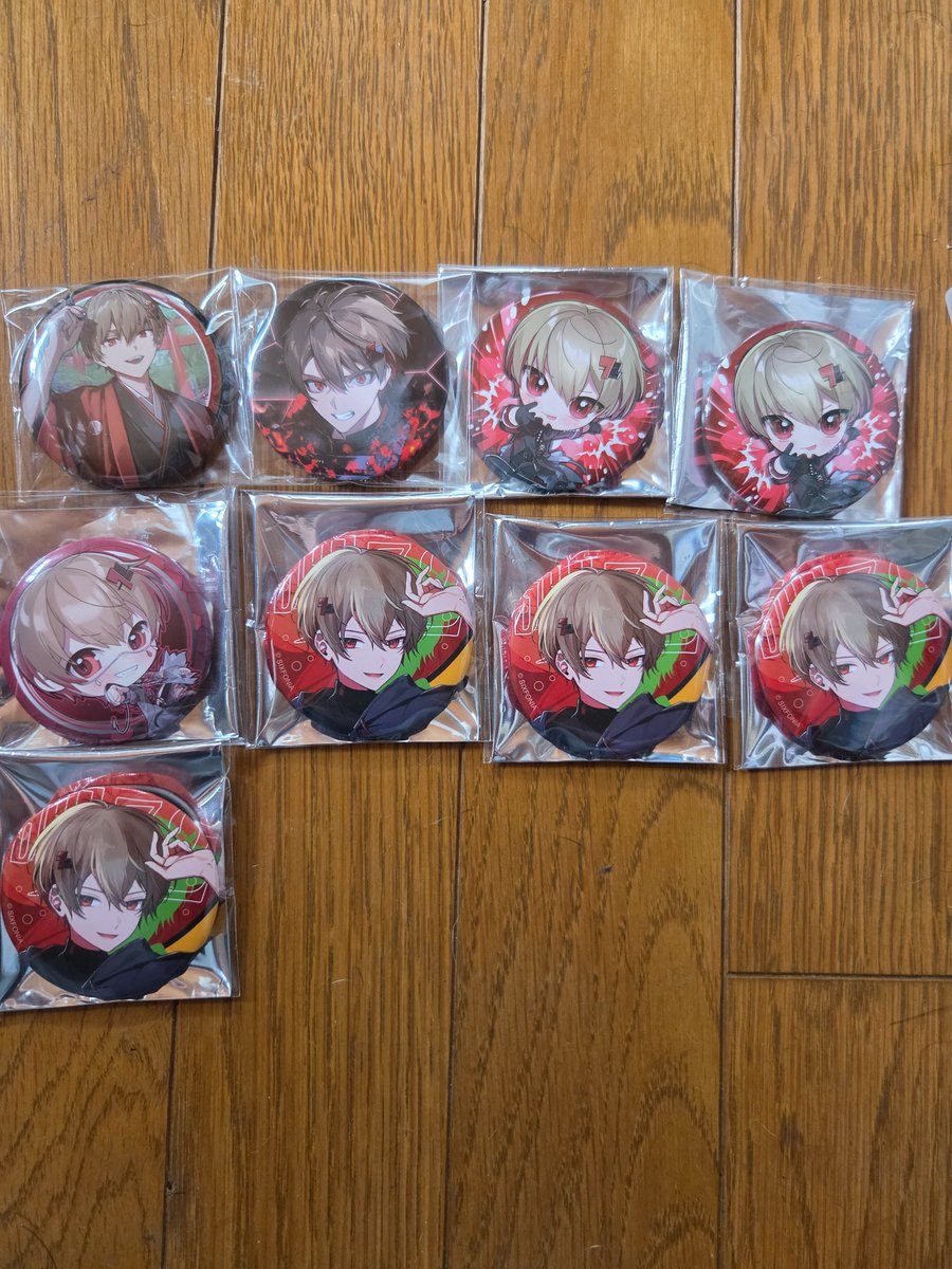 Shiothya's tweet photo. グッズ整理のためお譲り先を探しています。

譲）画像のお品物

求）定価＋送料
(手数料がかかる場合そちらも＋させていただきます。(例︰メルカリなど))

郵送でのお取引希望です。

お気軽にお声掛けください。
 #シクフォニグッズ買取 
 #シクフォニグッズ譲渡 https://t.co/Flyn6Evs4Y