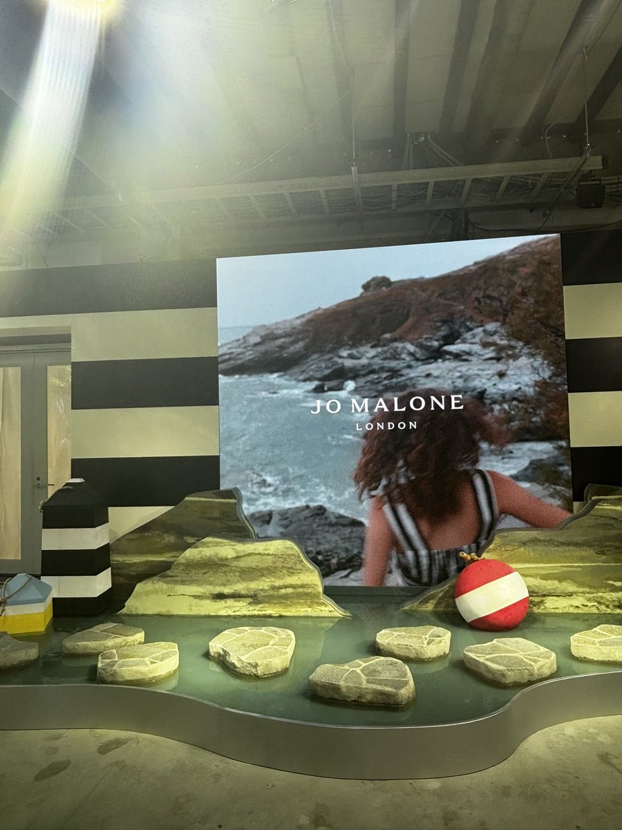 natsukiry's tweet photo. 夏の香りに癒された🏖️

@JoMaloneLondon 
#シーソルトアドベンチャー
#ジョーマローンロンドン https://t.co/XrCeNU15kA