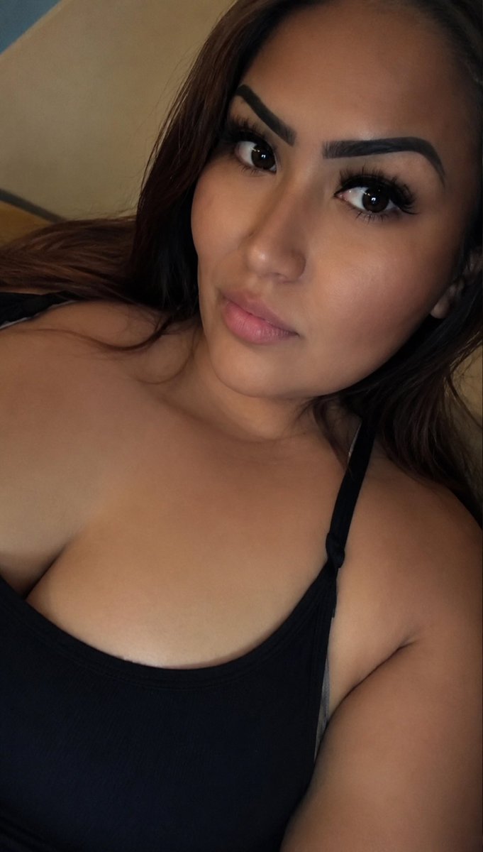 ji3emb's tweet photo. Anyone Interested in seeing this Navajo mom content? Message me. Venmo only #navajo #native #abq #az #milf https://t.co/P4lAxXWfcH