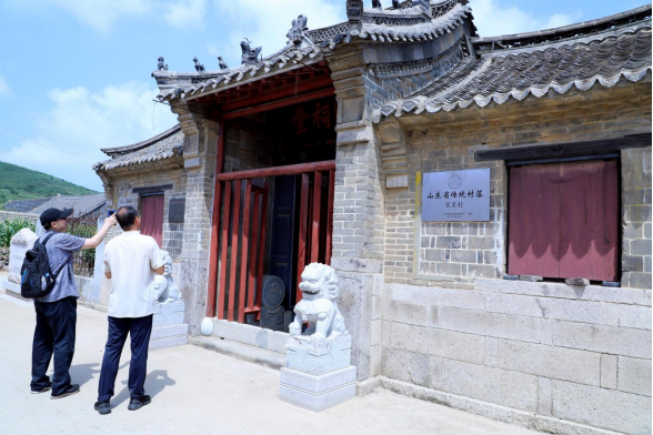 ChinaJimo's tweet photo. Three villages — Kaolaowan, Baili and Wenxinghe — in #Jimo district of #Qingdao, #Shandong, China, have been newly included in the provincial-level catalogue of recognized traditional villages, bringing the total number in the district to eight.
Jimo is also home to two nationally recognized traditional villages. Recently, a group of experts was invited to provide suggestions on the protection and preservation of these historic villages, helping safeguard their unique cultural heritage.