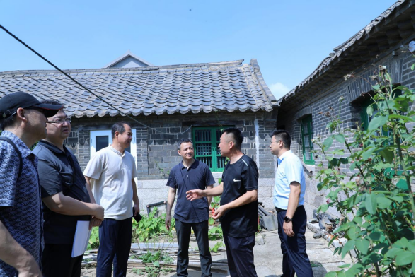 ChinaJimo's tweet photo. Three villages — Kaolaowan, Baili and Wenxinghe — in #Jimo district of #Qingdao, #Shandong, China, have been newly included in the provincial-level catalogue of recognized traditional villages, bringing the total number in the district to eight.
Jimo is also home to two nationally recognized traditional villages. Recently, a group of experts was invited to provide suggestions on the protection and preservation of these historic villages, helping safeguard their unique cultural heritage.