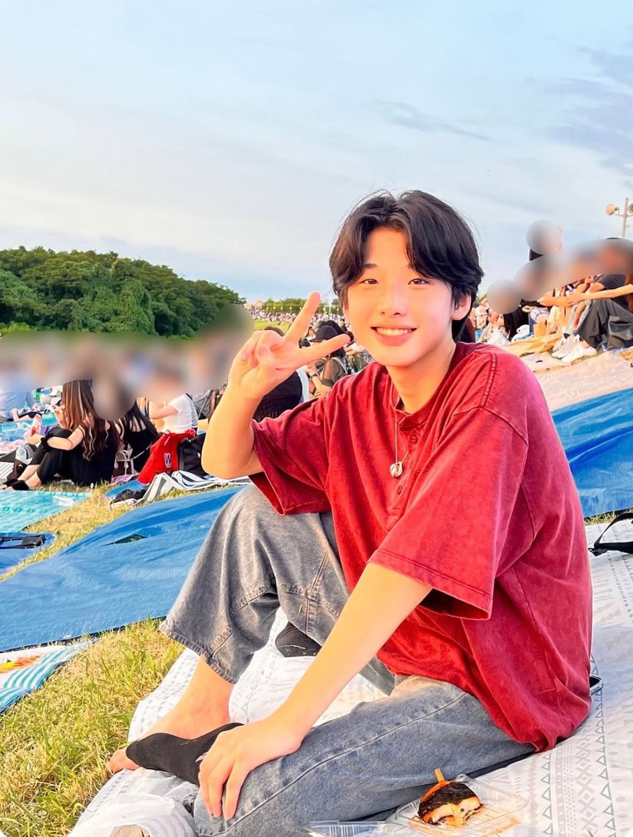 ZMtv3OX5Z152279's tweet photo. 男子高生ミスターコン三次審査がスタートしました！🔥

この投稿に、リポストをよろしくお願いします！この三次審査を勝ち抜いたら、セミファイナリストになれます！✨
この他にも、コンテンツ審査や、モデルプレスページ閲覧数審査もあるのでそちらもよろしくお願いします！

#男子高生ミスターコン https://t.co/B8bicuWxEx