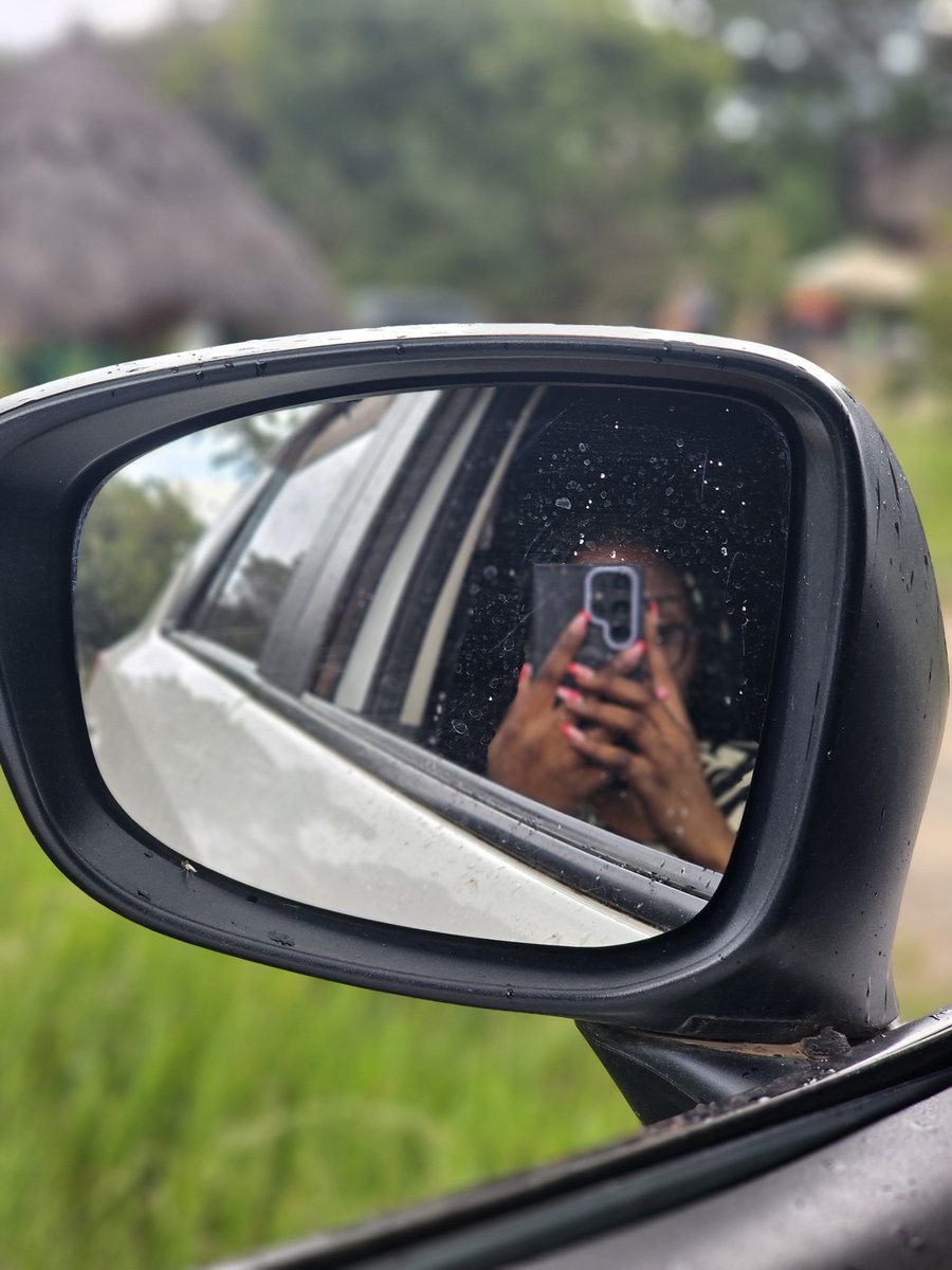 RealTalkFadzie's tweet photo. Here goes nothing… 😅🙈 Hello my lovelies! 🥰😊 It’s been a minute! A whole year, actually… but who’s counting? 😂 I’m back this Sunday, August 9th, for a special Confession Sunday! 🥳 Send in your confessions using the link below and let’s have some fun! 👀❤️ https://t.co/Cg1DP32Cbs