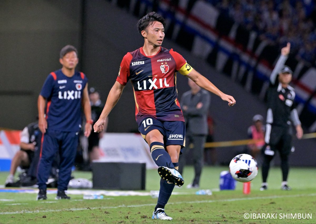 undou_ibaraki's tweet photo. 【J1鹿島】

決勝点を演出した #柴崎岳 選手

「結構空いてたんで、出すだけでした。ブエノと僕はパサーという意味では一緒ですけど、出すパスの種類は結構違うので、そこはチームにとって大きなプラスかなと。試合途中からパスの種類が変えられるのは良いことかなと思います」

#antlers https://t.co/iC01cAkIqr