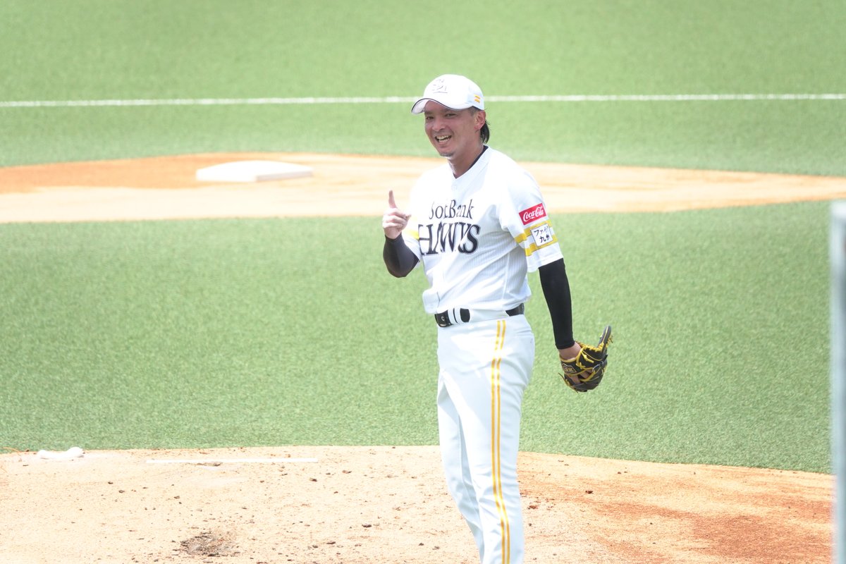 gakutakemura314's tweet photo. 東浜巨投手がライブBPに登板しました📷 https://t.co/KzbUVnQQfx