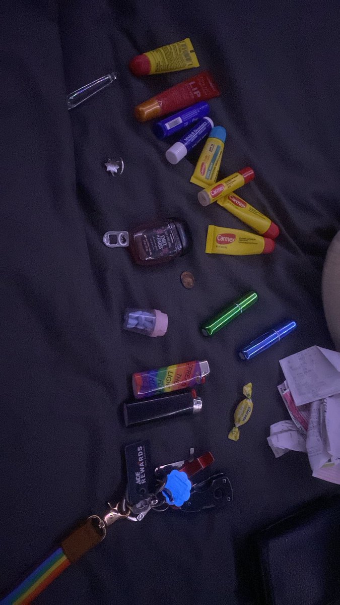 dummiwurm's tweet photo. can you tell what my fav chapstick is? https://t.co/0Dl9WhV74B